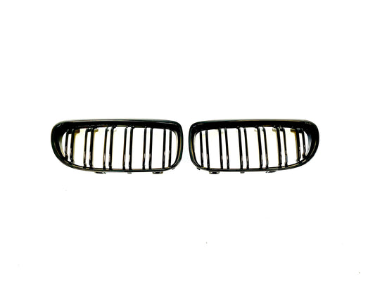 Grill E90/E91 Blank Svart dubbelribbade (08-11) LCI