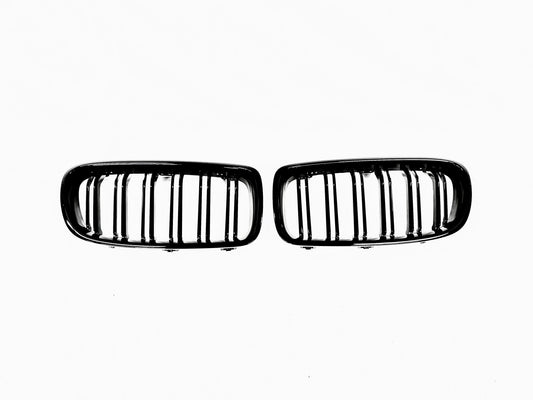 Grill F30/F31 Blank svart dobbelribbede (11-18)