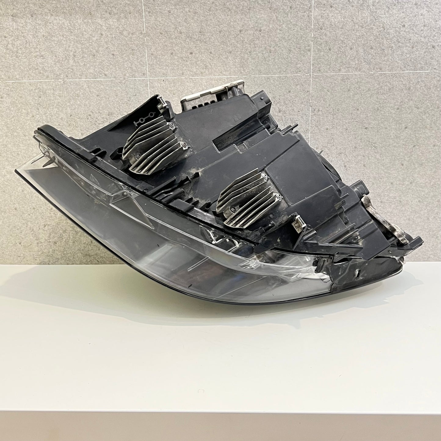 Høyre frontlykt Bmw F10 / F11 2010-2014 Pre Lci art: 720324615