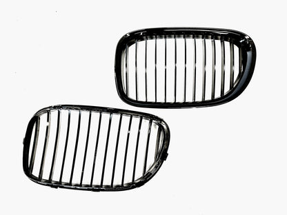 Grill F01/F02 Blank svart (08-15)