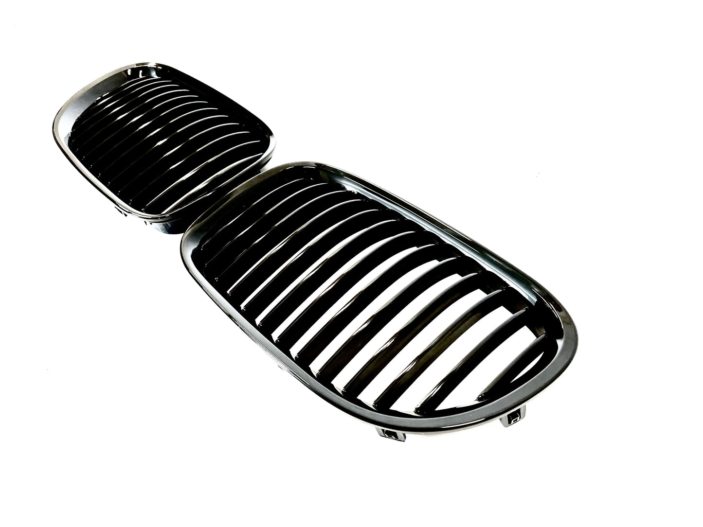 Grill F01/F02 Blank svart (08-15)
