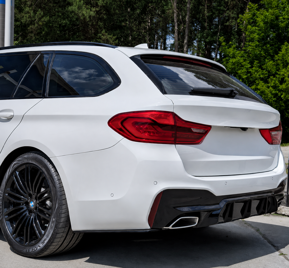 M5 style Diffuser bak G30 / G31 / F90 blank svart (17-23)