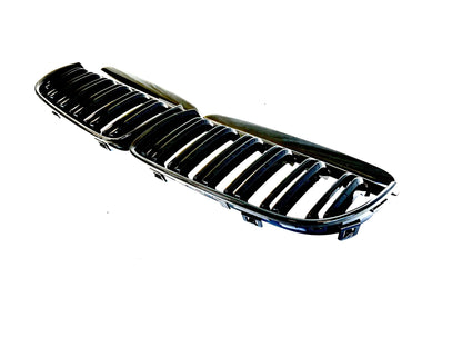 Grill E90/E91 Blank svart dobbelribbede (05-08) Pre Lci