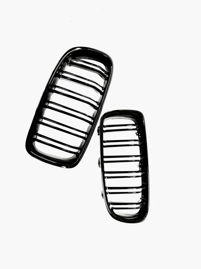 Grill F30/F31 Blank svart dobbelribbede (11-18)