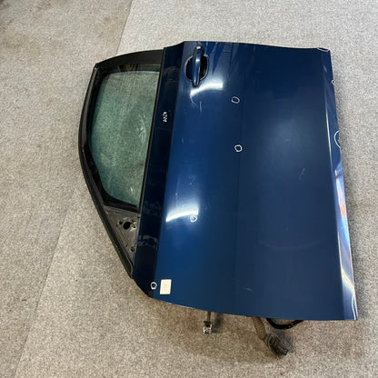 D0152 Dør Venstre Fram E60/E61 Farge: A07