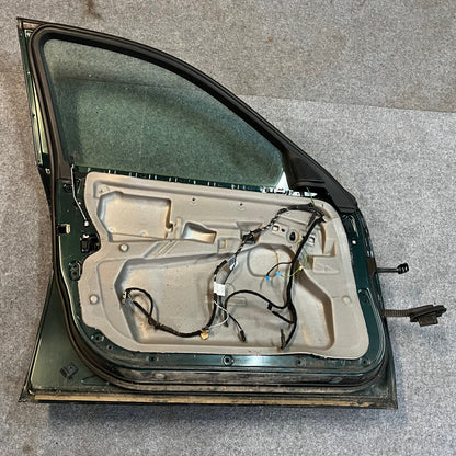 D0154 Dør Venstre Fram E60/E61 Farge: A43