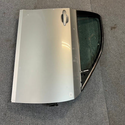 D0162 Dør Høyre Fram E60/E61 Farge: 354