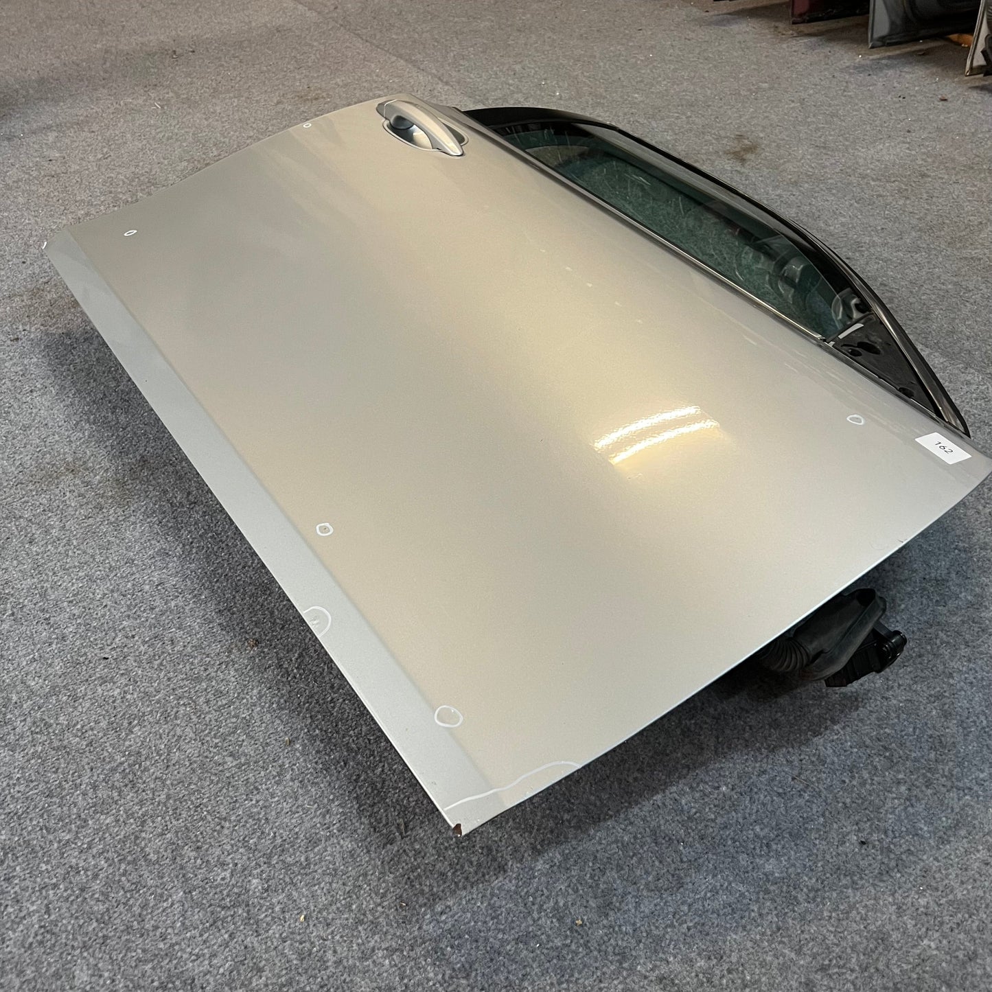 D0162 Dør Høyre Fram E60/E61 Farge: 354