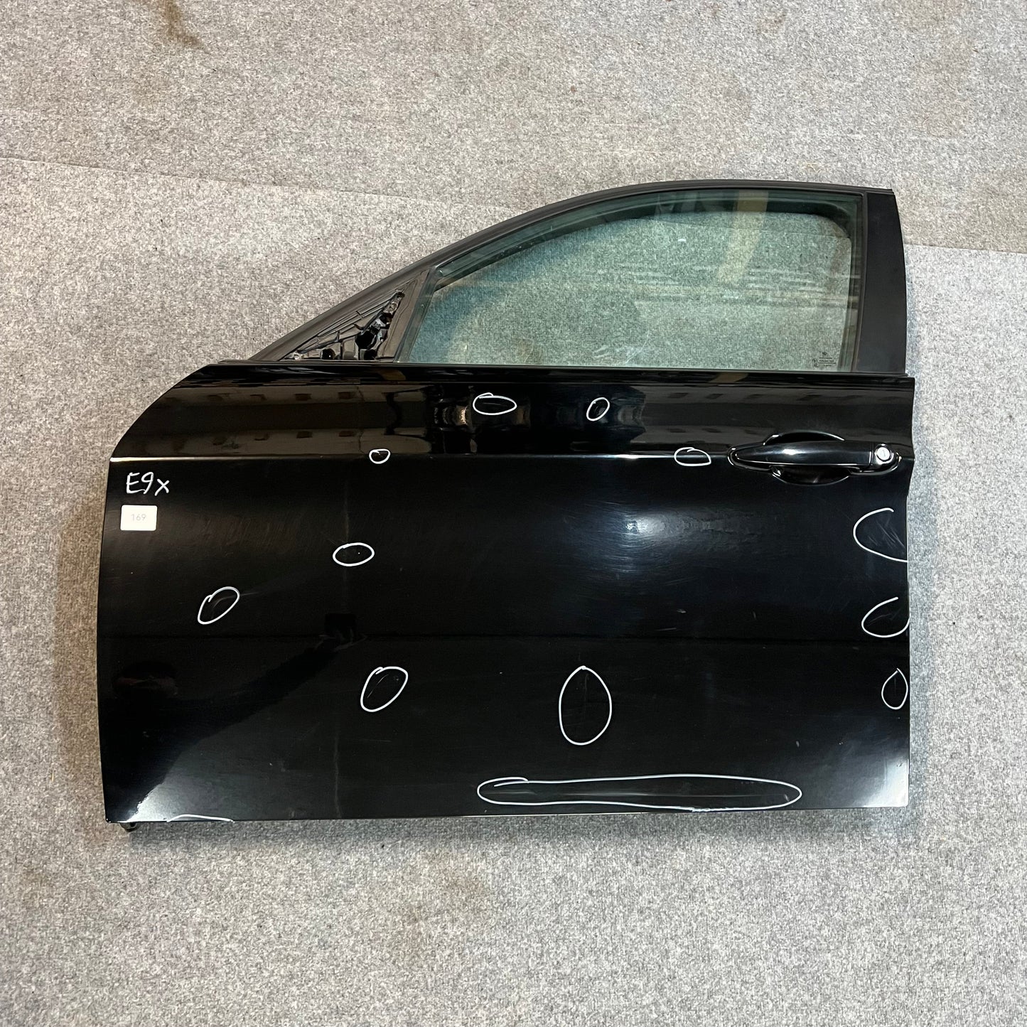 D0169 Dør Venstre Fram E90/E91 Farge: 668