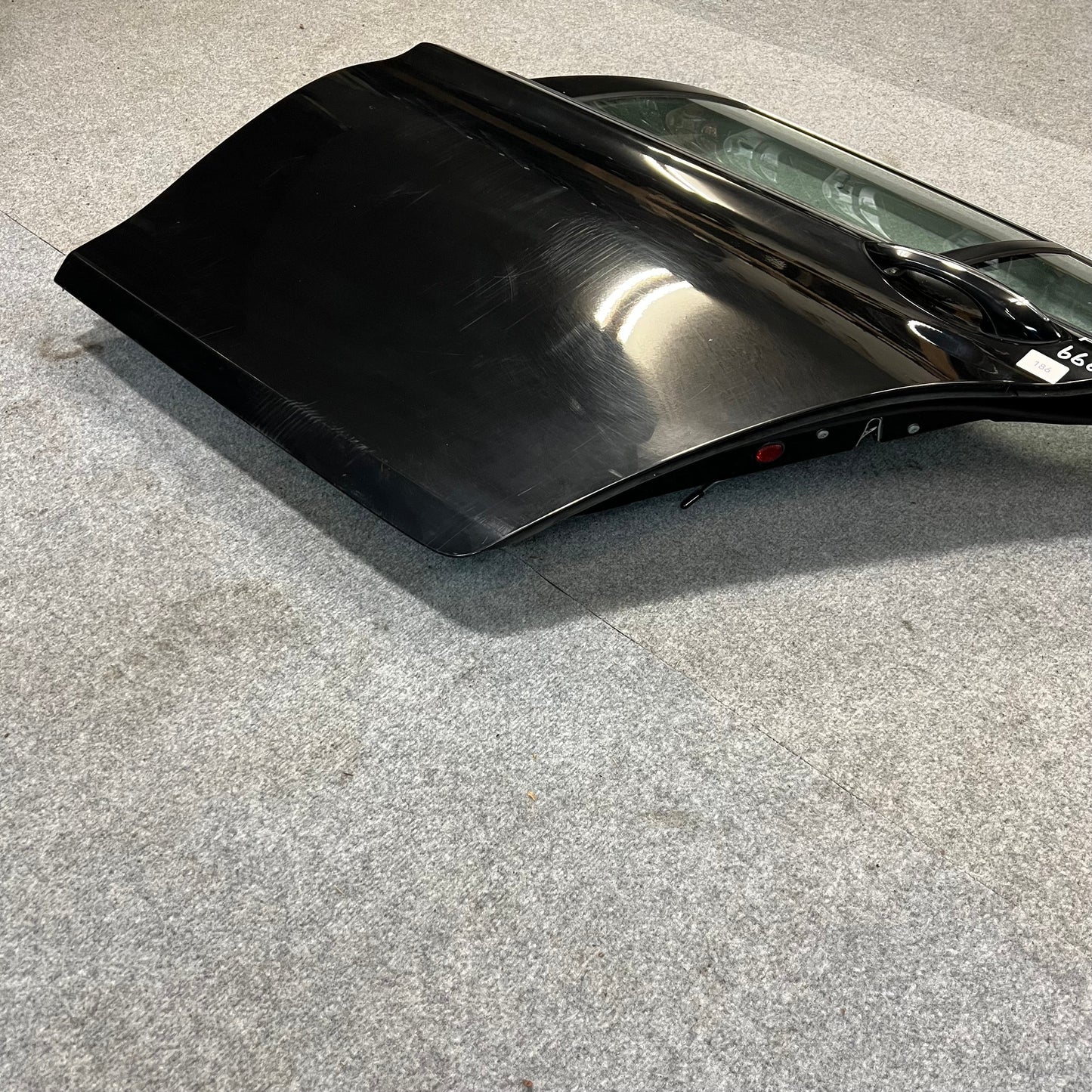 D0186 Dörr Vänster Bak F10 Färg: 668