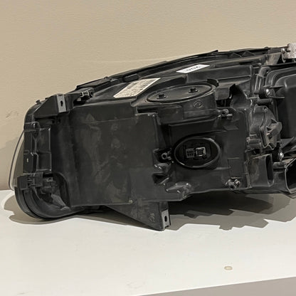 Framlykt høyre BMW F10 / F11 LCI art: 731713209