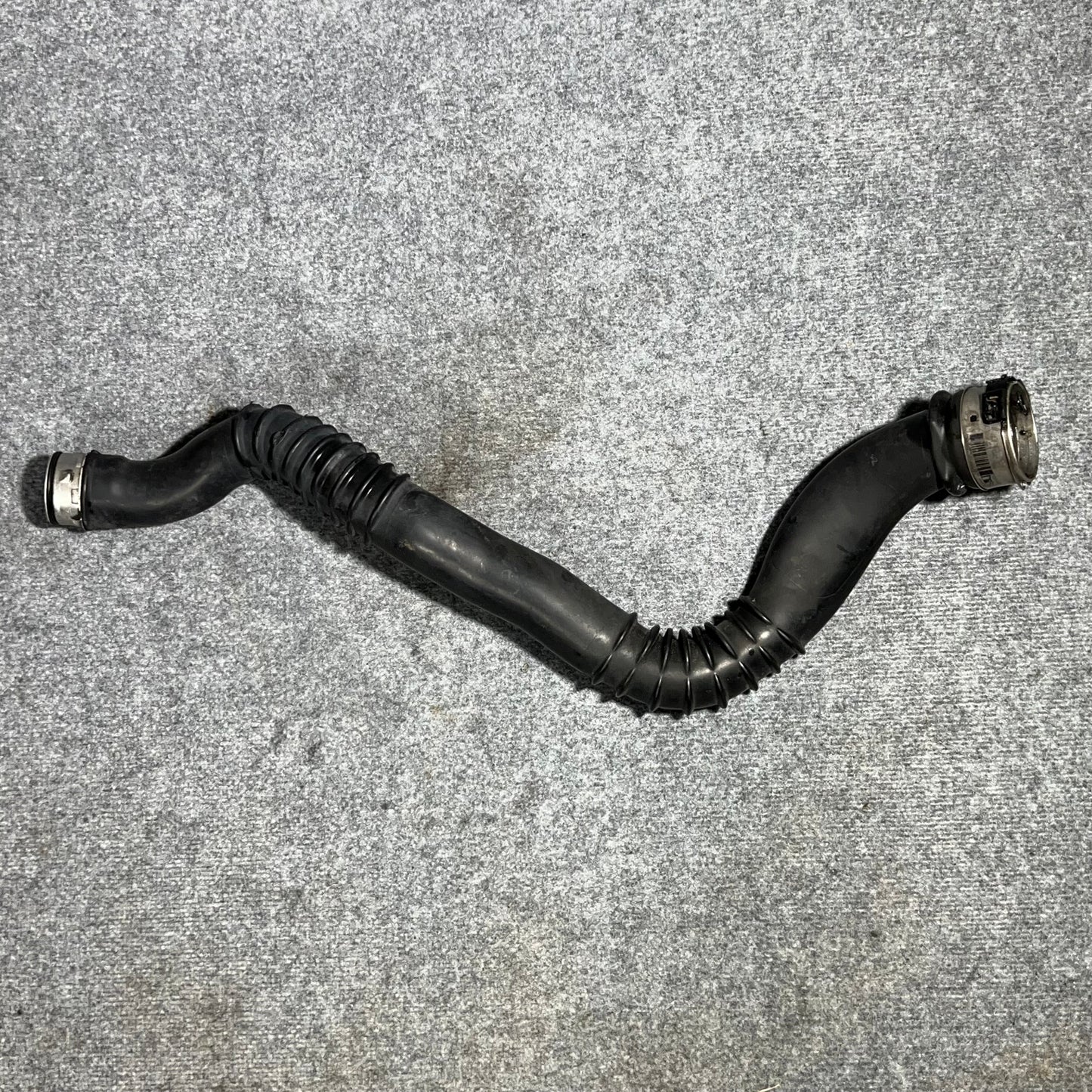 Intercoolerslange BMW E90 / E91 N47 art: 1161779748303