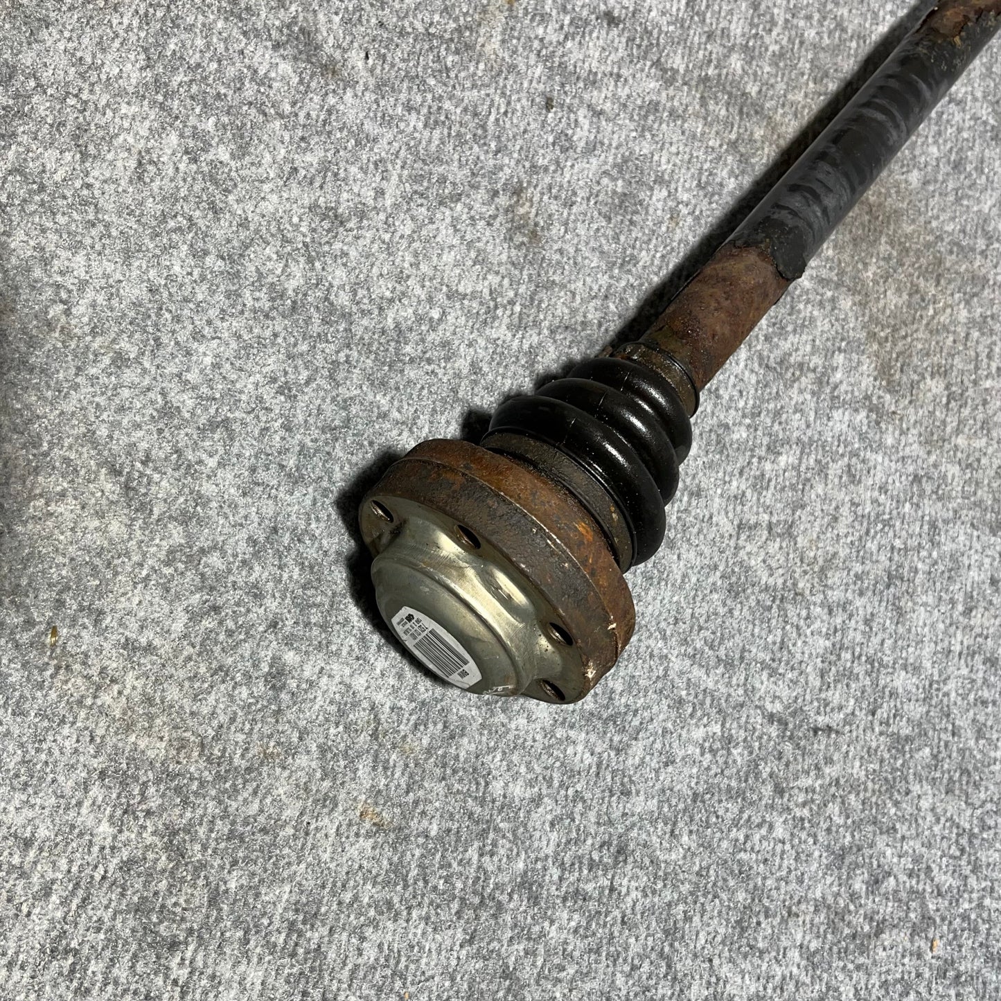 Drivaxel bak Bmw E60 / E61 M54 art: 7521131