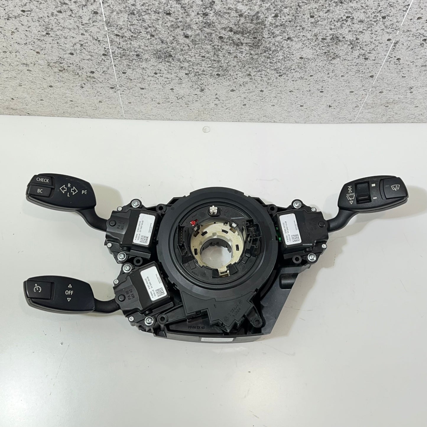W0274 Spaksentral / Kontaktrull BMW E60 / E61 art: 697639402