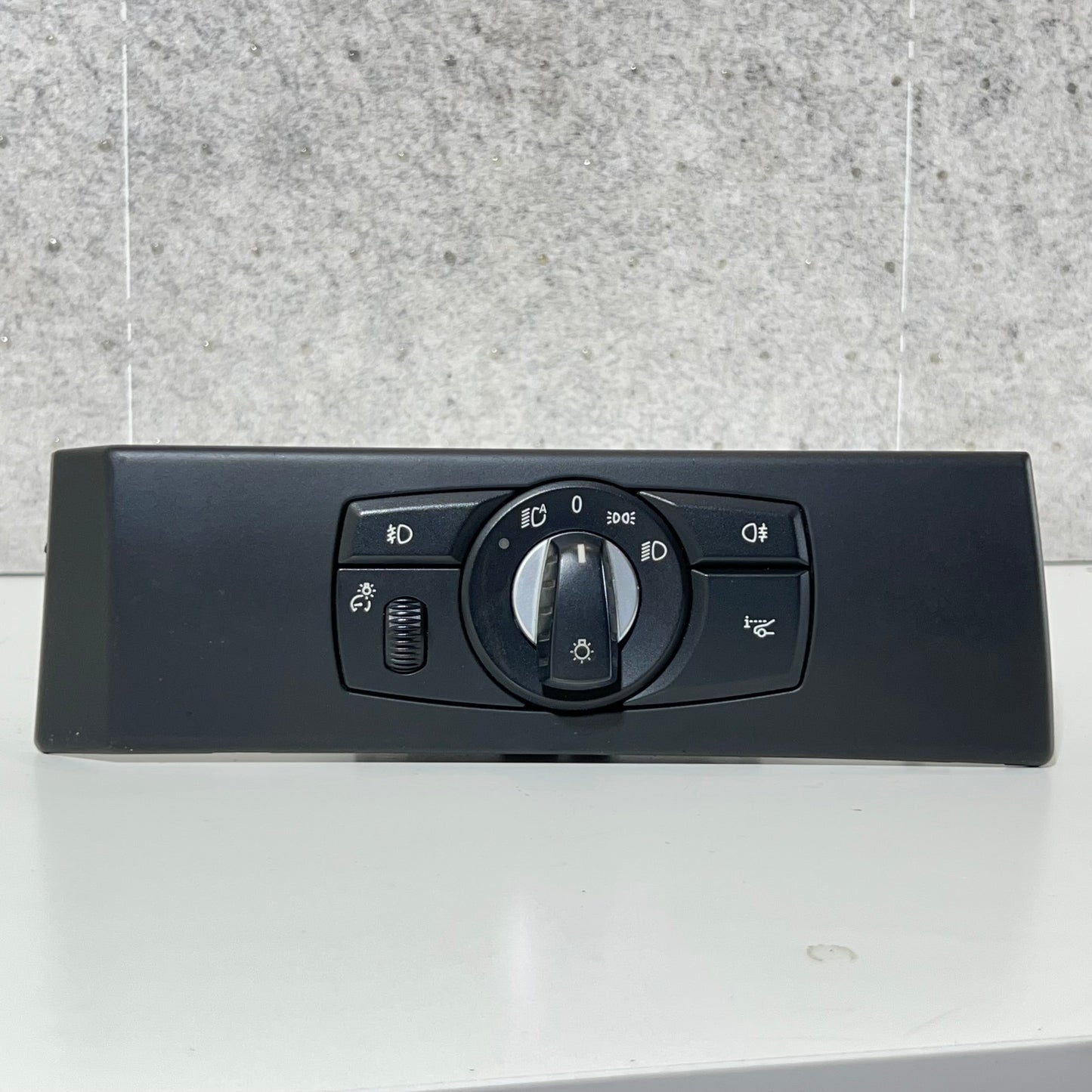 Lysbryter BMW E60 / E61 art: 6988564