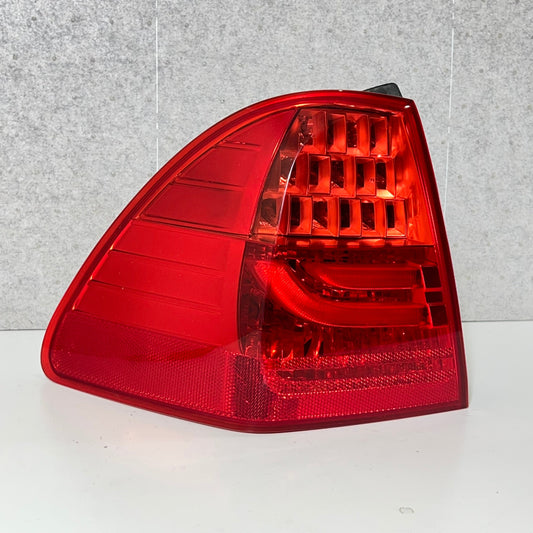 Baklys venstre BMW E91 LCI art: 218101