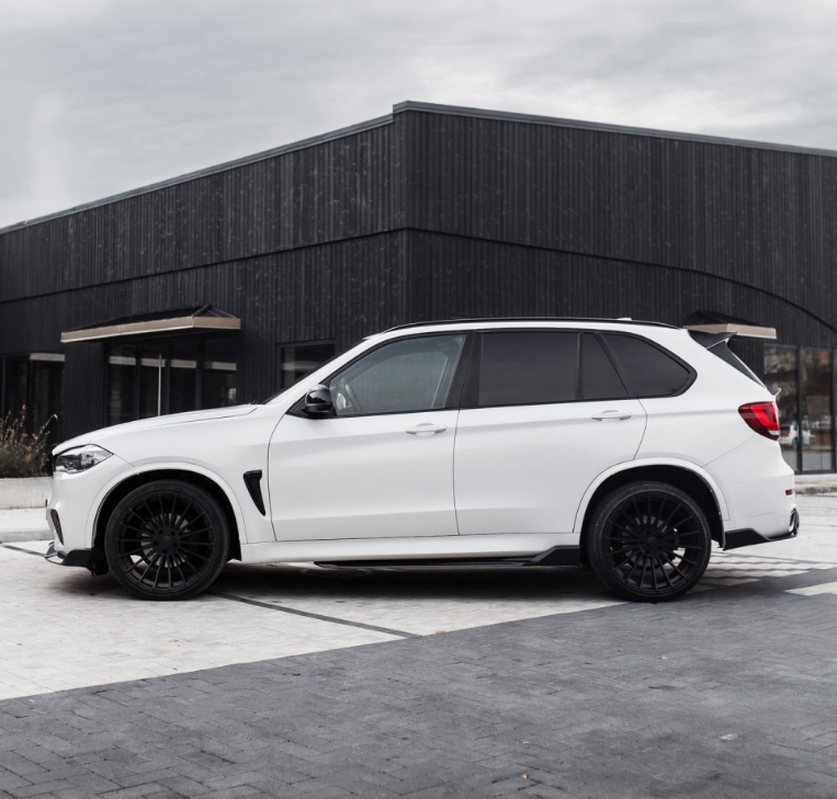 Aero-stil karosserikit BMW X5 F15 (14-18) blank svart