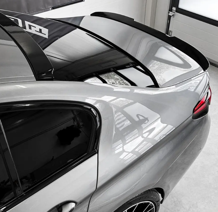 M4 style spoiler G30/F90 Blank svart (17-23)