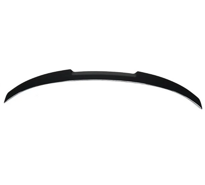 M4 stil spoiler E90 Blank svart (05-11)