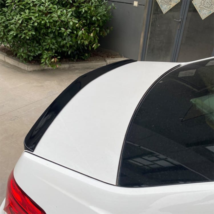 E63 stil Spoiler Mercedes W212 Sedan(09-16) blank svart