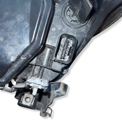W0568 Høyre frontlykt BMW E60 / E61 2007-2010 LCI art: 717774008